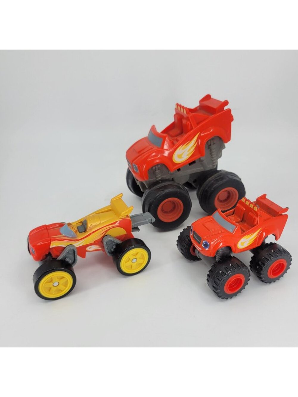 BLAZE and the MONSTER MACHINES Lot of 3 Blazes - Large, Diecast, Transforming